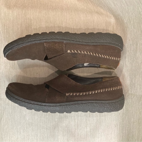 CAMPER  Sz 40 Suede Comfort Rubber Sole Slip On Loafer Flats - Picture 10 of 11